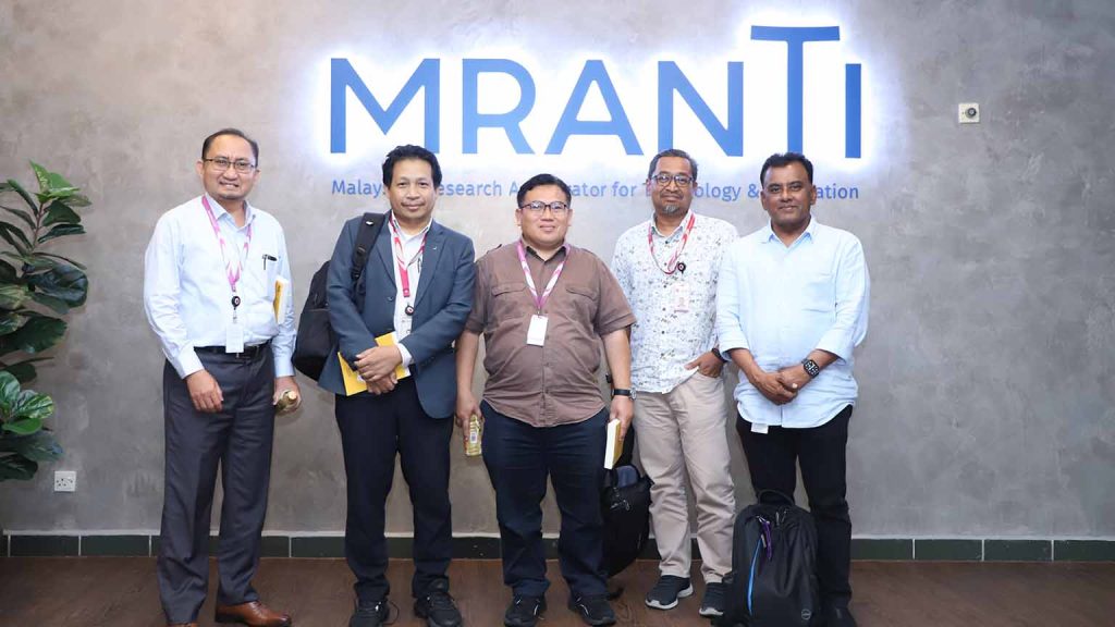 CORPhighlights_0003s_0001_1_15B