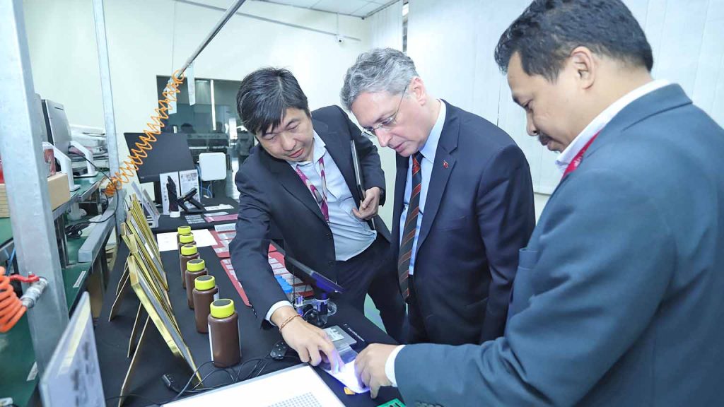 CORPhighlights_0004s_0003_1_14A