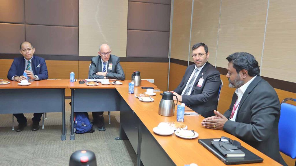 CORPhighlights_0005s_0003_1_13B