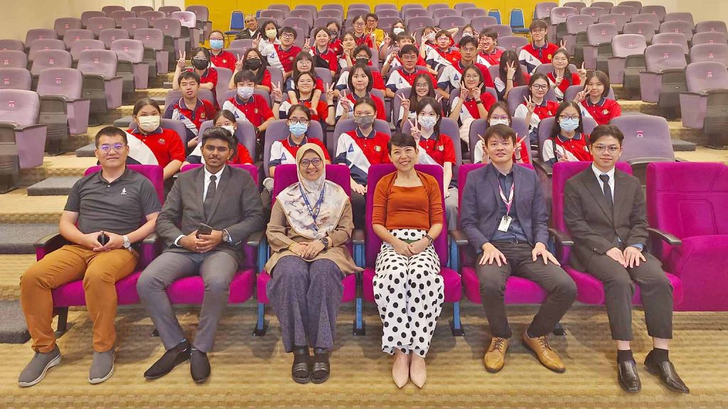 CORPhighlights_0011s_0000_1_7D STEM Education