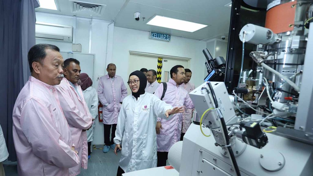 CORPhighlights_0015s_0000_1_3E