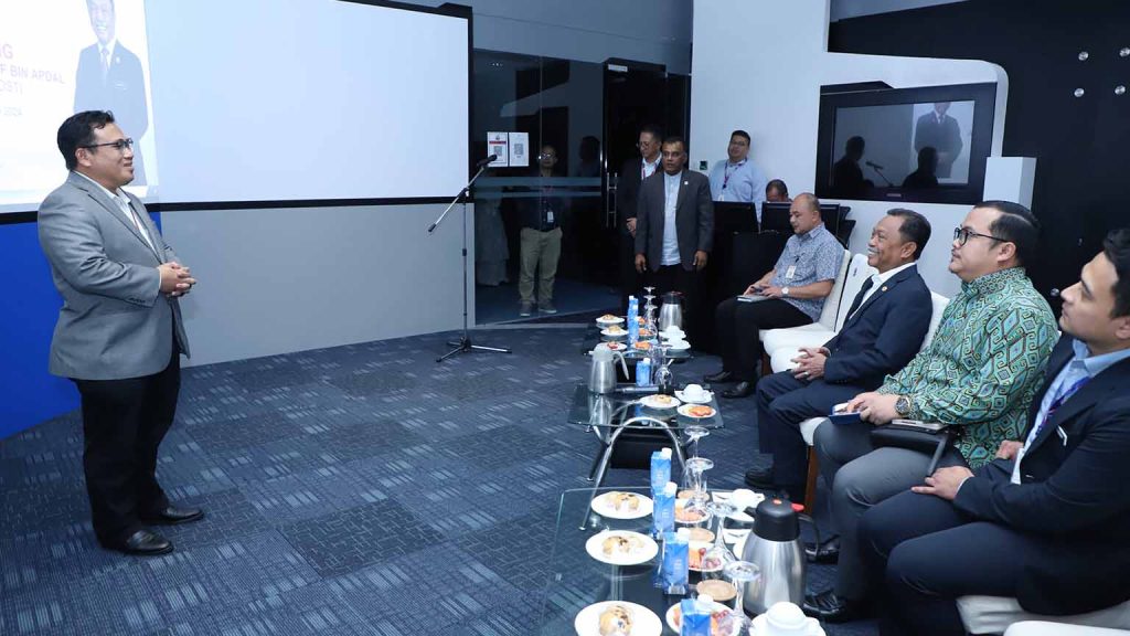 CORPhighlights_0015s_0003_1_3B