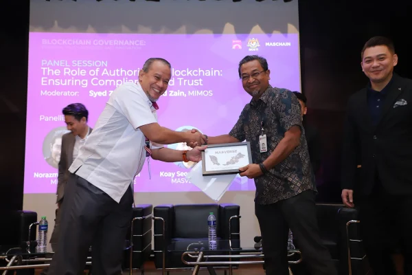 IMG_1909.JPG_compressed IMG_1909.JPG_compressed