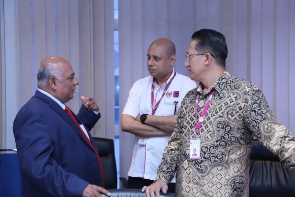 IMG_9856.JPG_compressed-600x400 IMG_9856.JPG_compressed-600x400