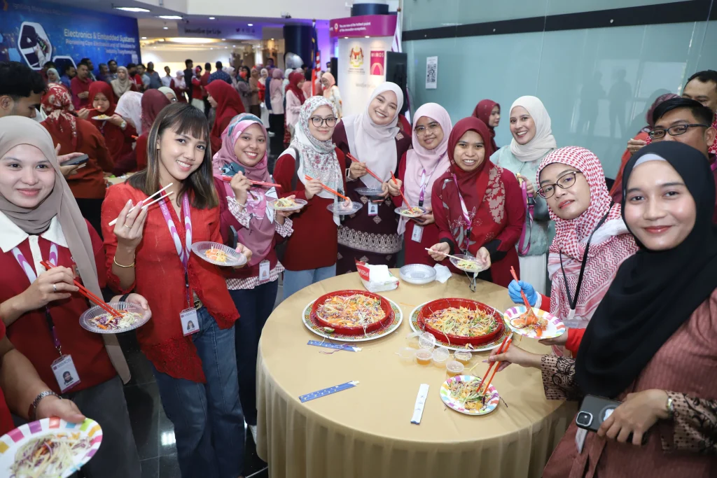 2.MIMOS CNY celebration