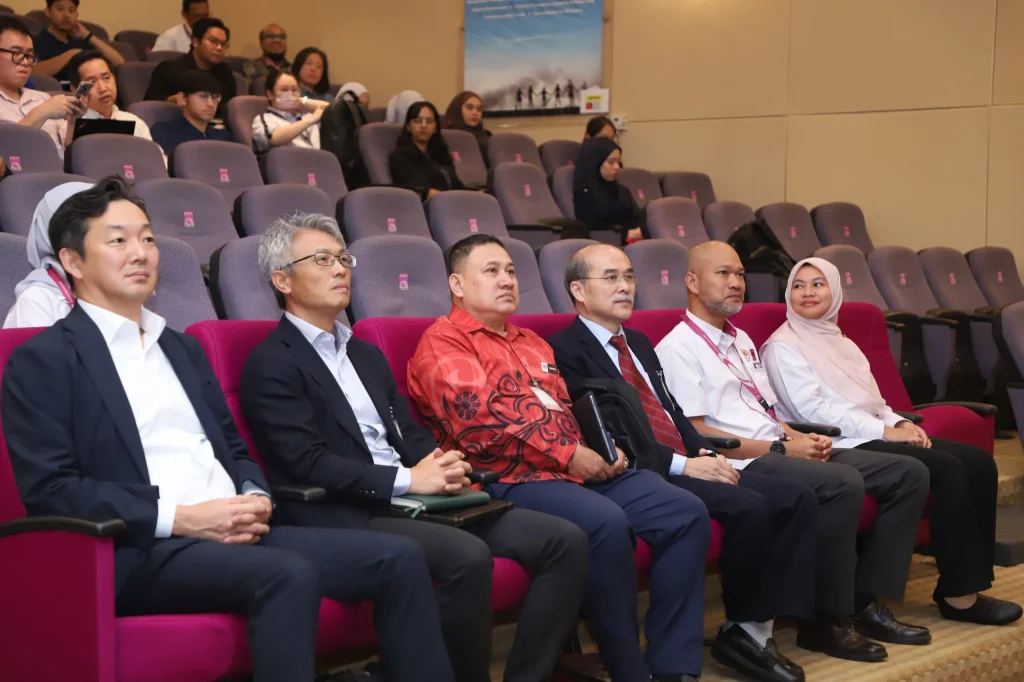 WhatsApp Image 2026-03-12 at 15.54.27